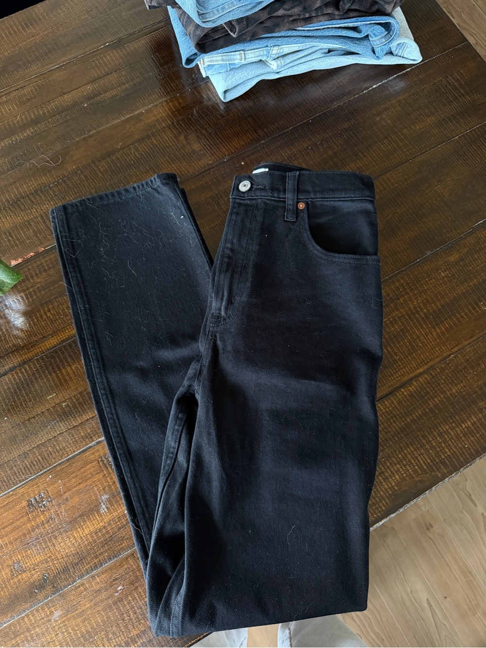 Abercrombie & Fitch Black 90s jeans